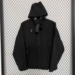 6780-Black