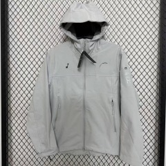 6780-White