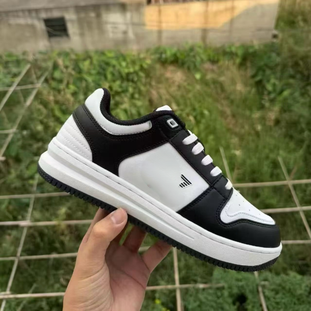 ea With shoe box