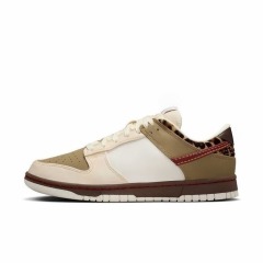 Dunk - Beige Red Panther