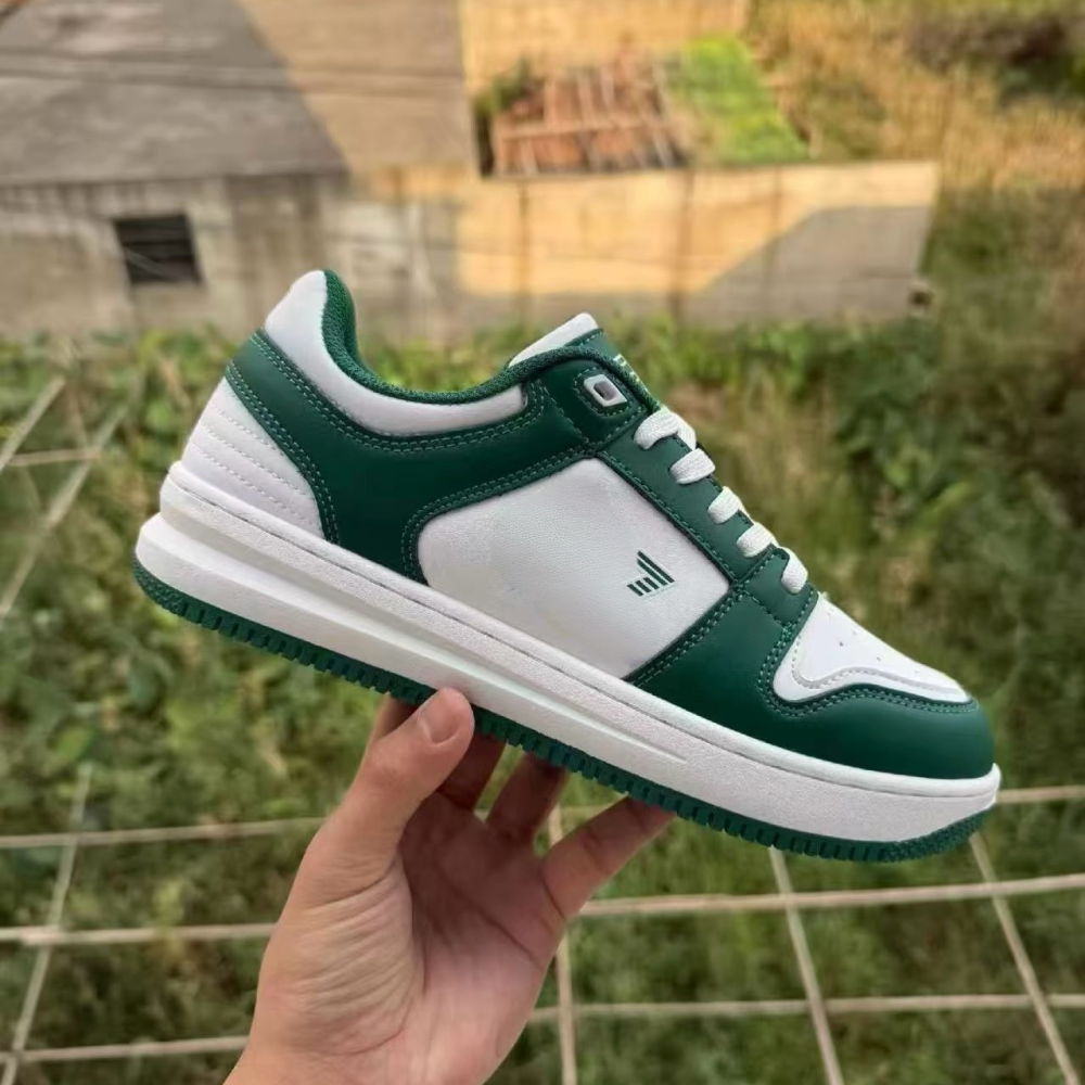 ea With shoe box