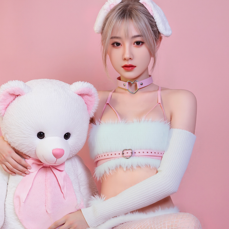 VibrantLove Xiu Yan Silicone Doll