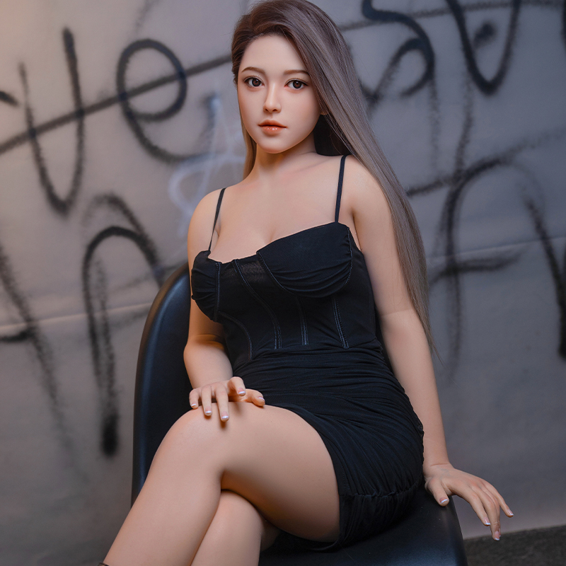 VibrantLove Yumeng Silicone Doll