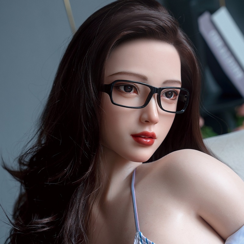 VibrantLove Siwei Silicone Doll