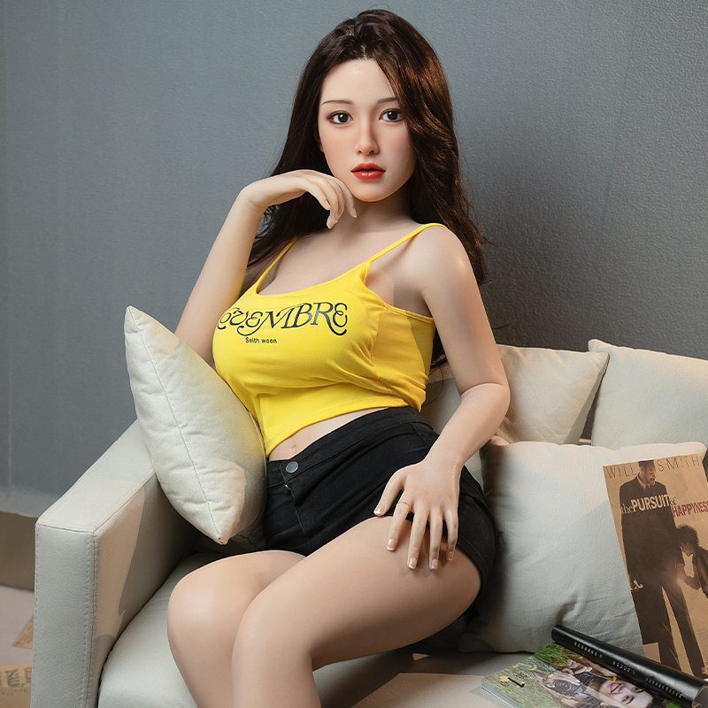 VibrantLove Qiuyu Silicone Doll