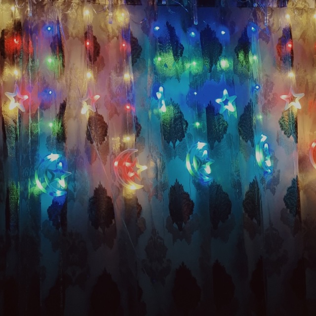 New Ramadan moon and star curtain light with connectable plug