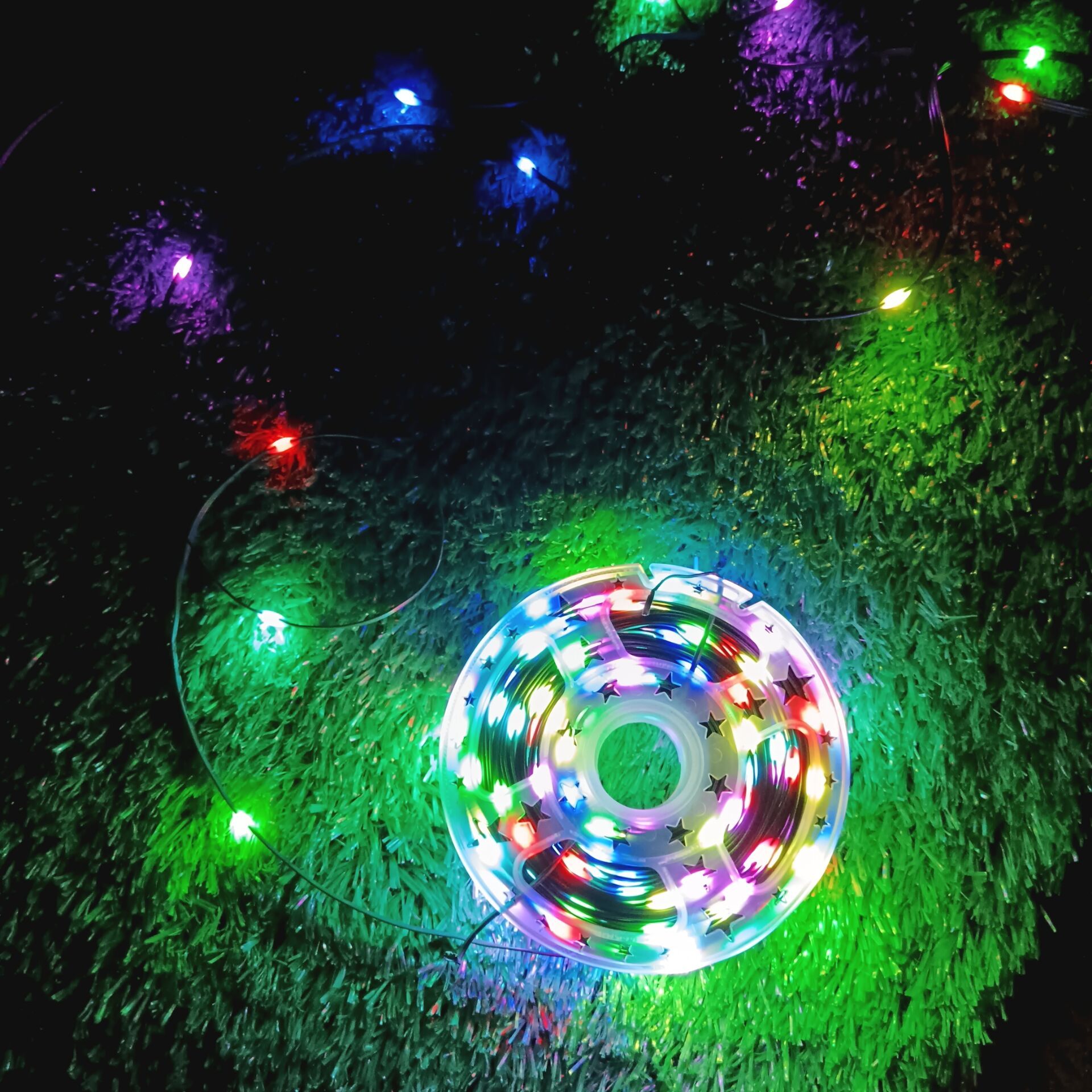 Amazon hot selling RGB color changing christmas tree light with remote control