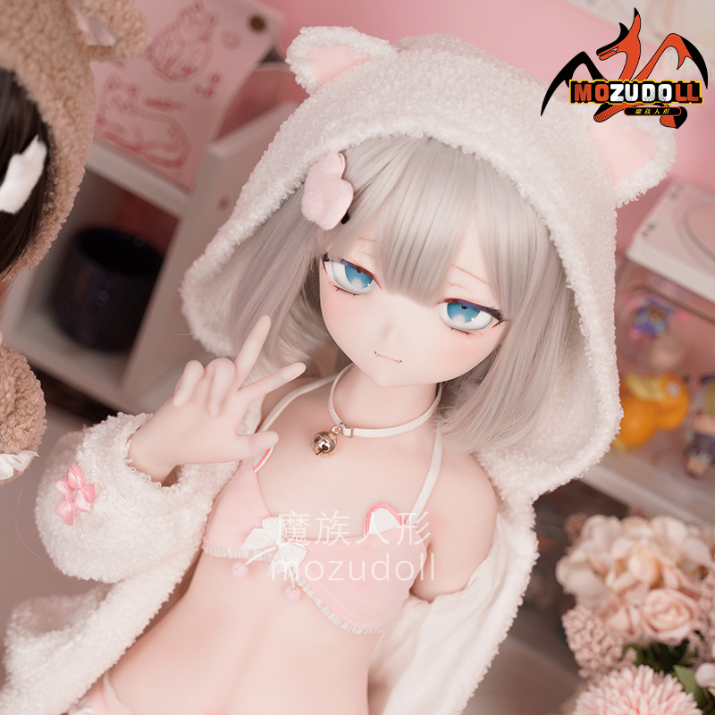[The Winter bear outfit of the 85cm doll Suzume]  It is universal for 85cm dolls