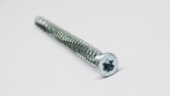 برغي خرساني برأس زهرة البرقوق