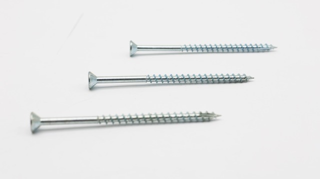 نقطة قطع برغي ذاتي اللولبة برأس CSK مربع الدفع