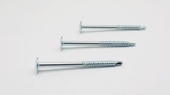 برغي الحفر الذاتي برأس مسطح من نوع Plum Blossom