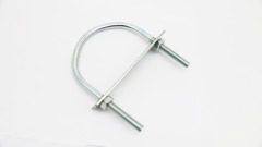 مسمار على شكل حرف U