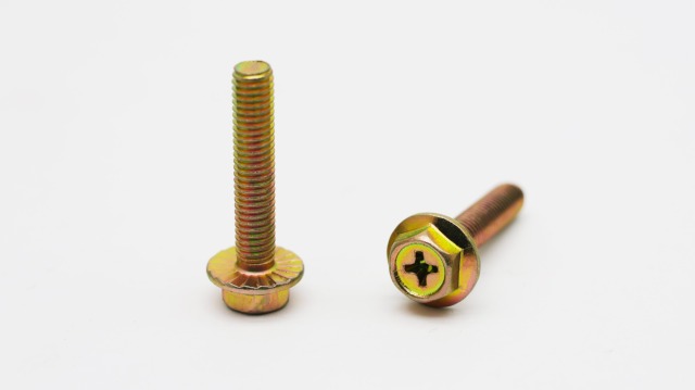 مسمار برأس سداسي من نوع فيليبس