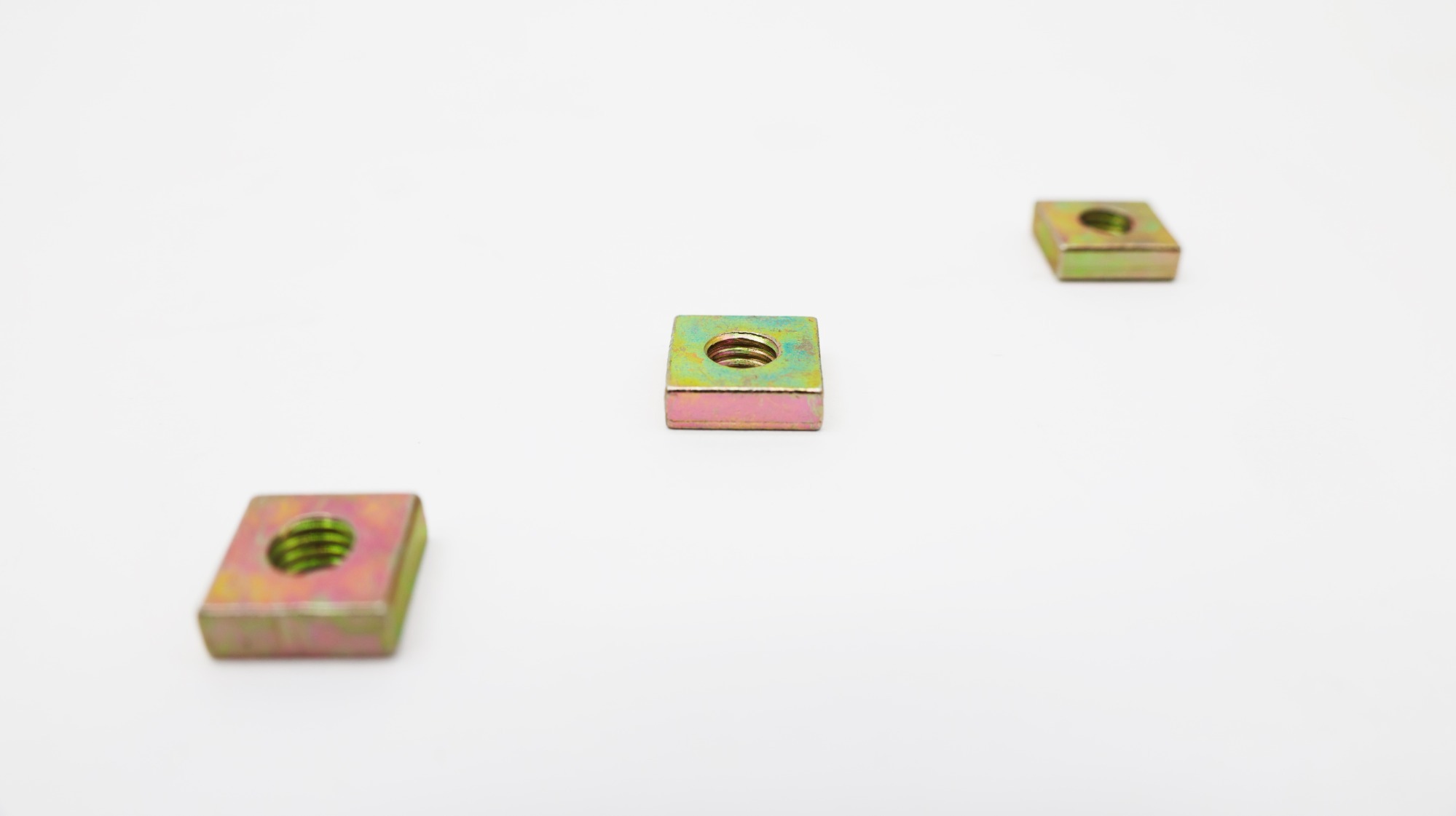 Square nut