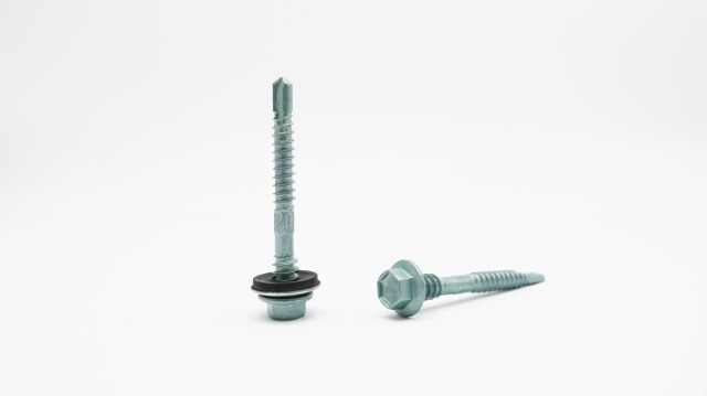 Double threaded hex head SDS with EPDM RUSPERT