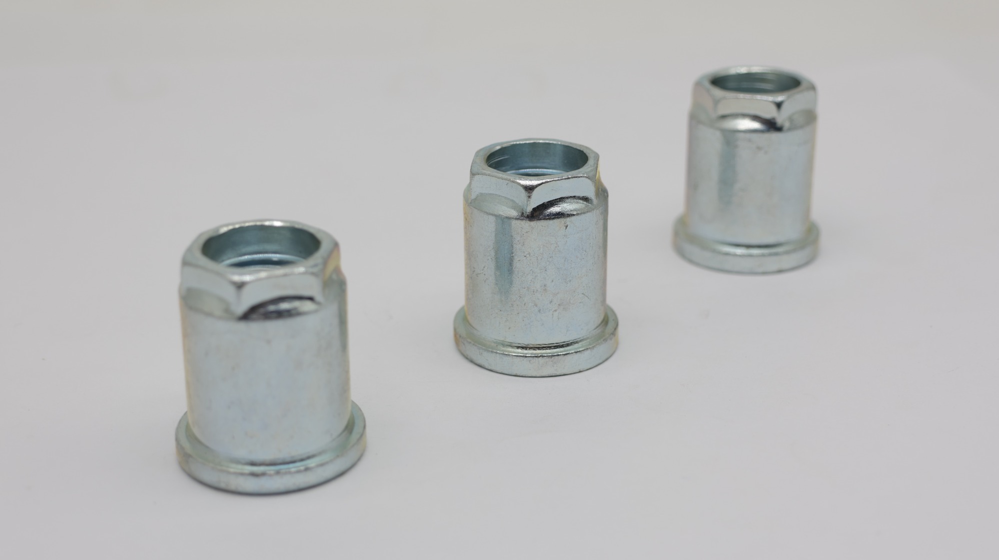 صمولة مستديرة