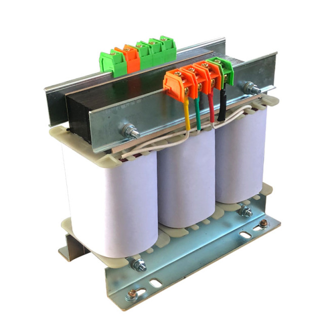SBK-5KVA , Step-up/Step-down Dry-Tape Three-Phase 690v 660v 415v to 208v 230v 110v , Isolation Transformer