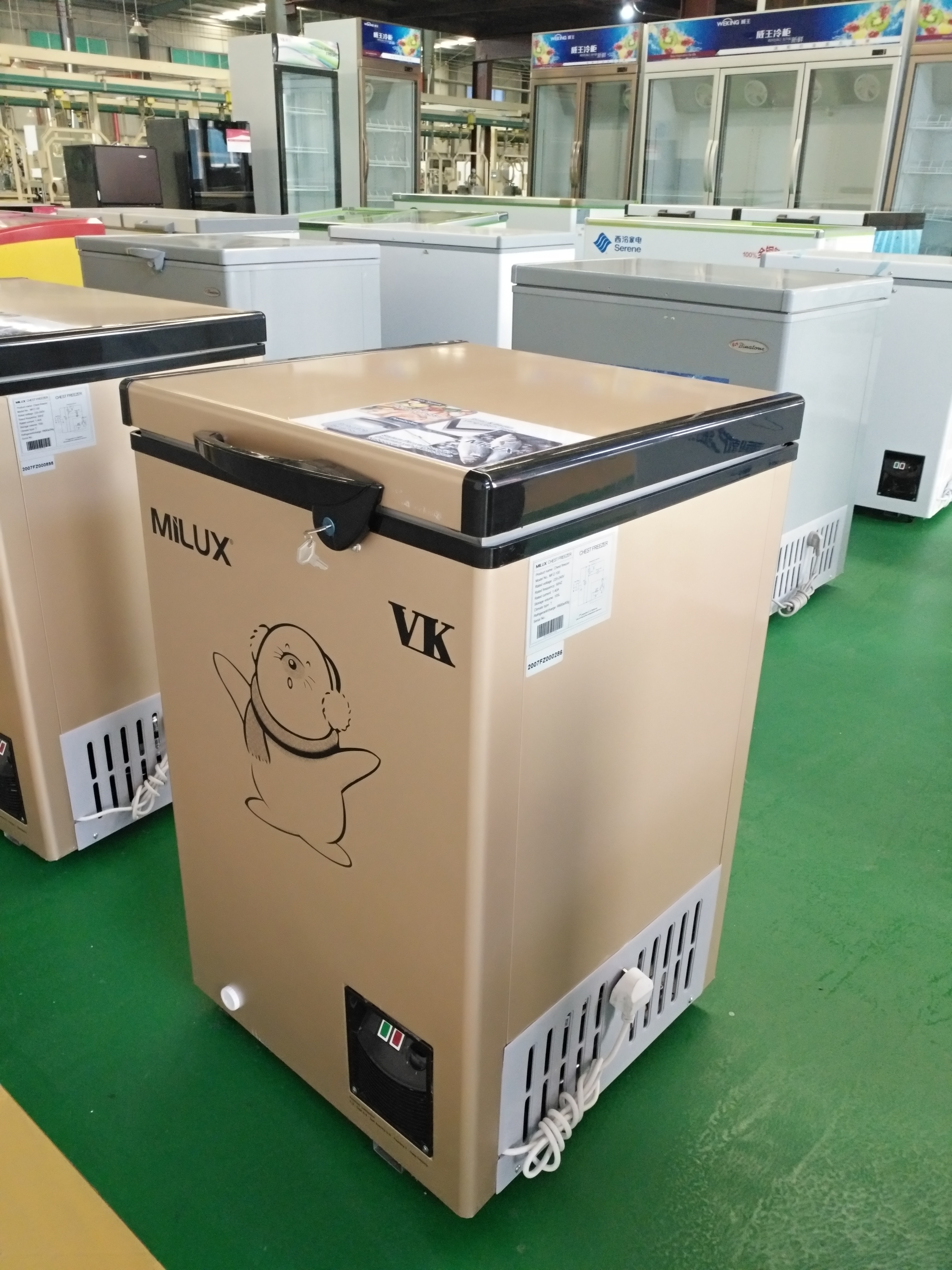 Mini White Refrigerator, Freezer and Chiller Combo