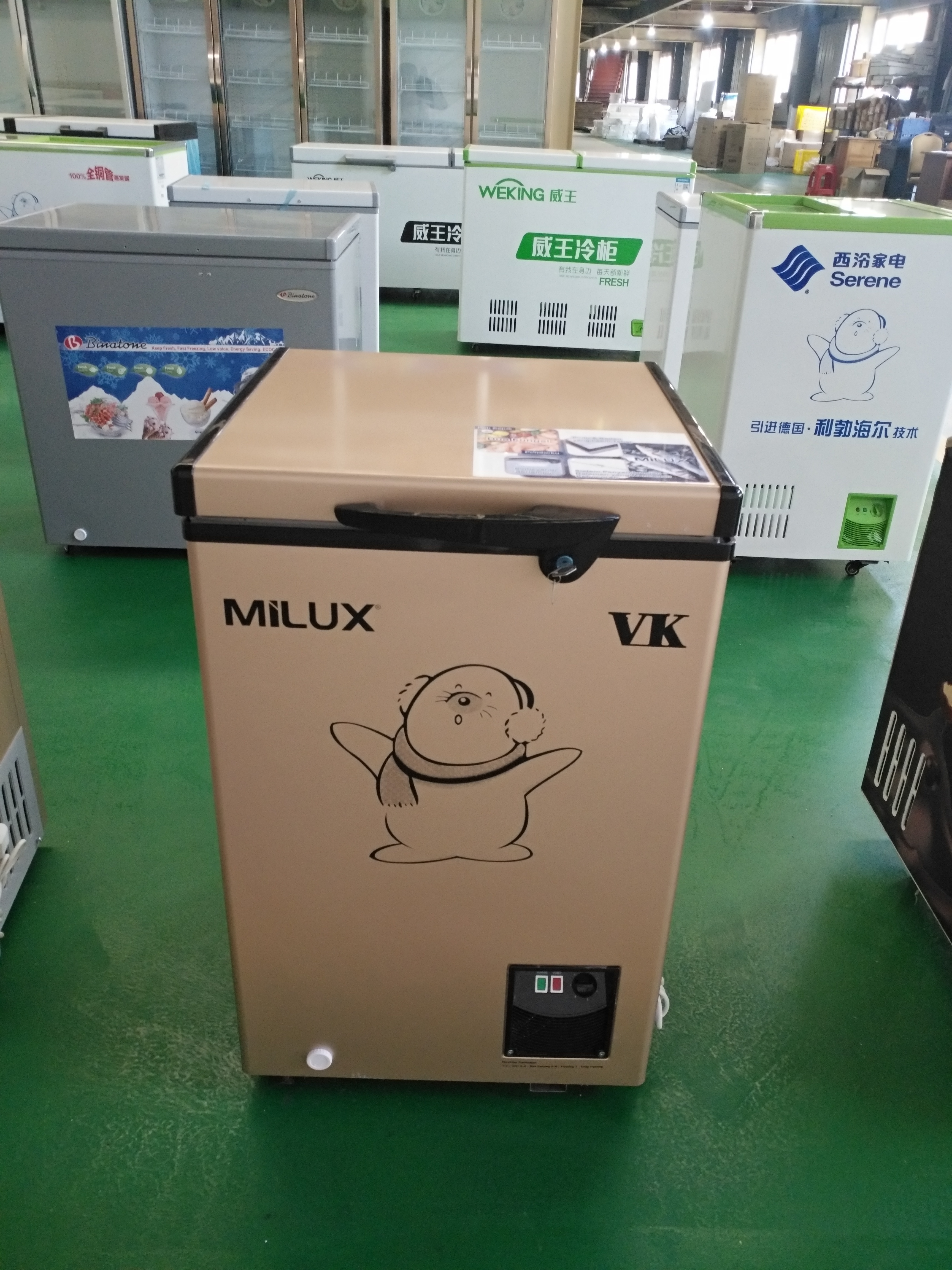 Mini White Refrigerator, Freezer and Chiller Combo