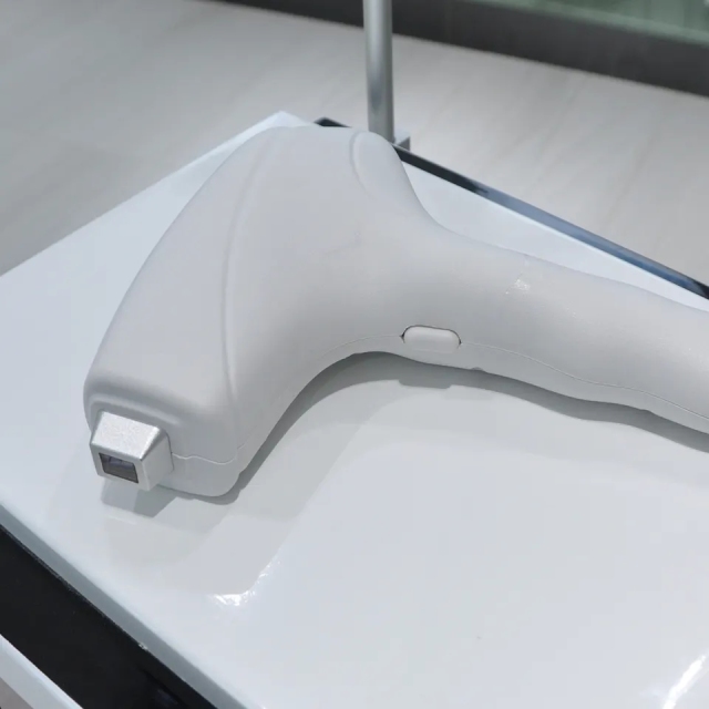 Factory Price Permanent Hair Removal 808nm Diode Laser Beauty Device