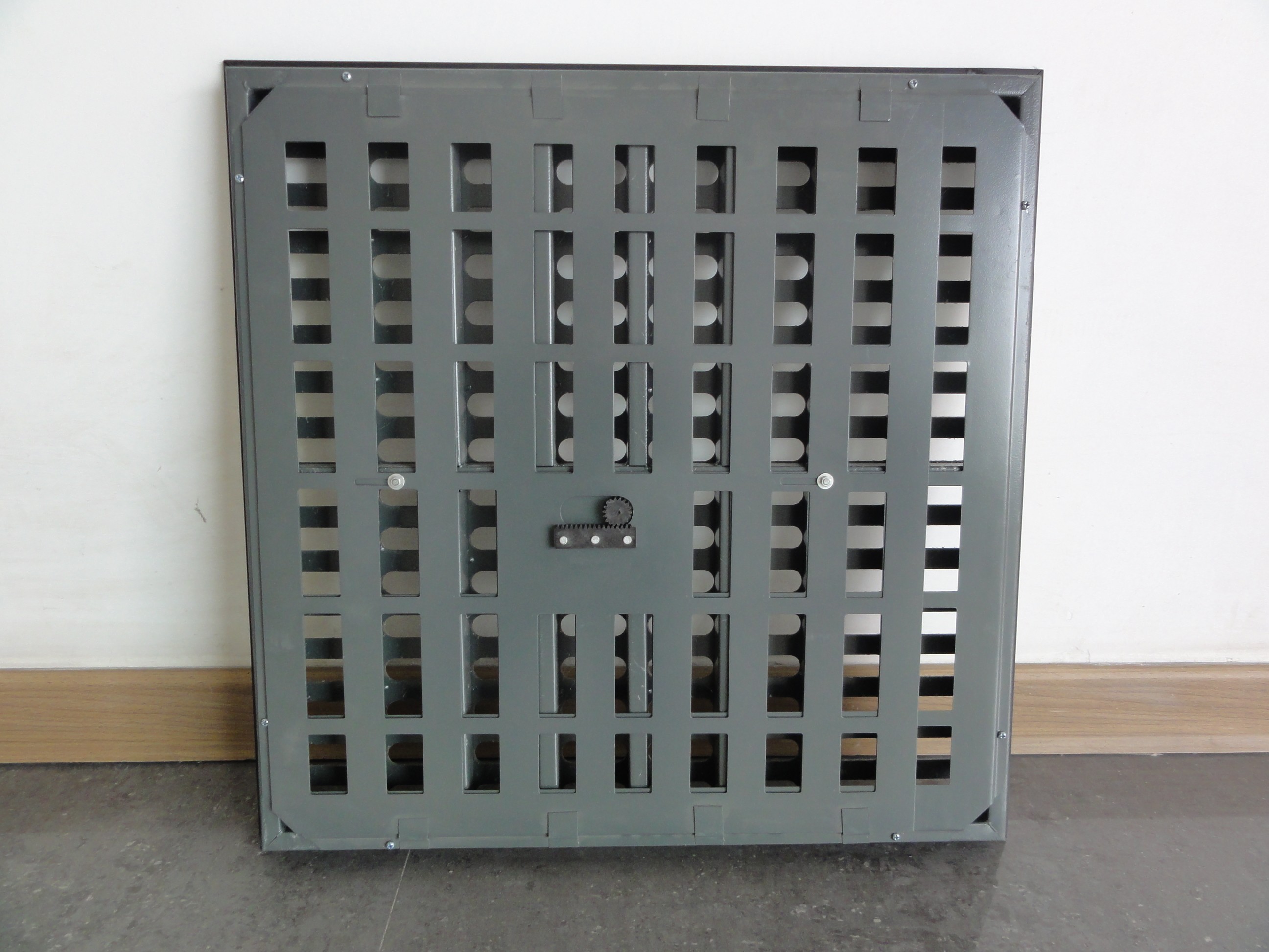 Adjustable Air-flow Raised Access Floor With Damper