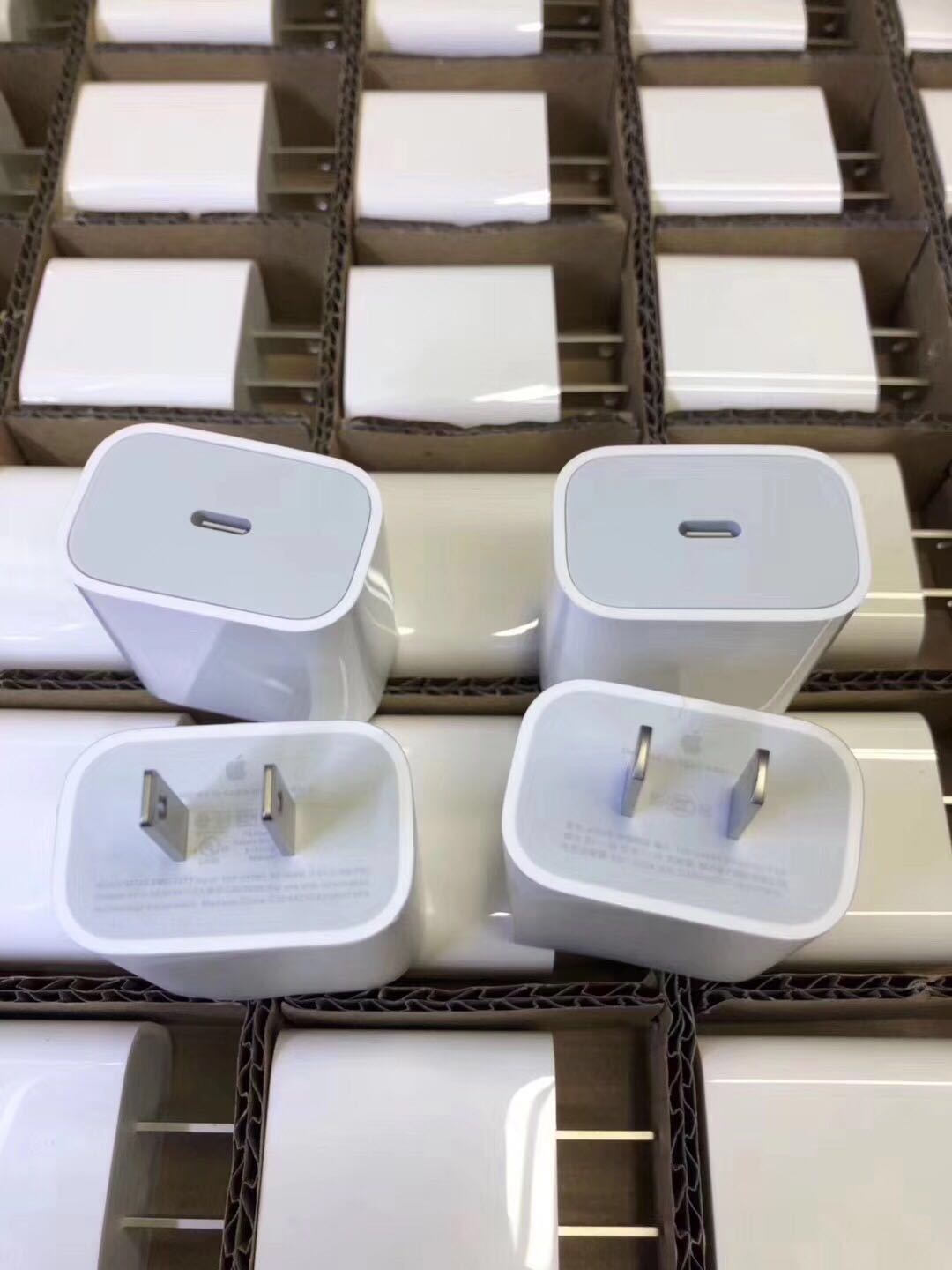 18W USB-C Fast Charging Wall Adapter iPhone iPad Pro 3rd Used