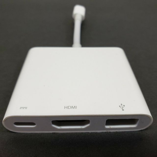 USB-C Digital AV Multiport Adapter A1621 Used
