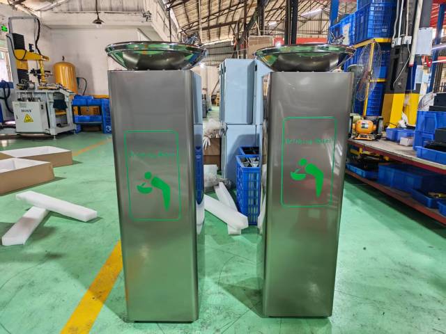 TD-1 Series Public Floor-Standing Drinking Water Fountain / Outdoor Stainless Steel Water Dispenser
