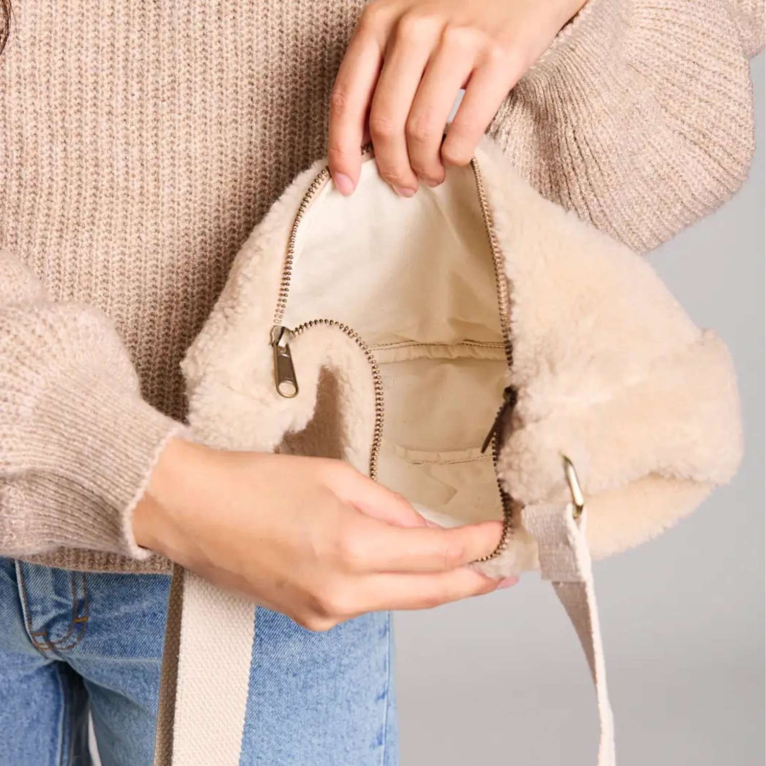 Shoulder Funny Pack Half Moon Bag With Zipped Pocket
