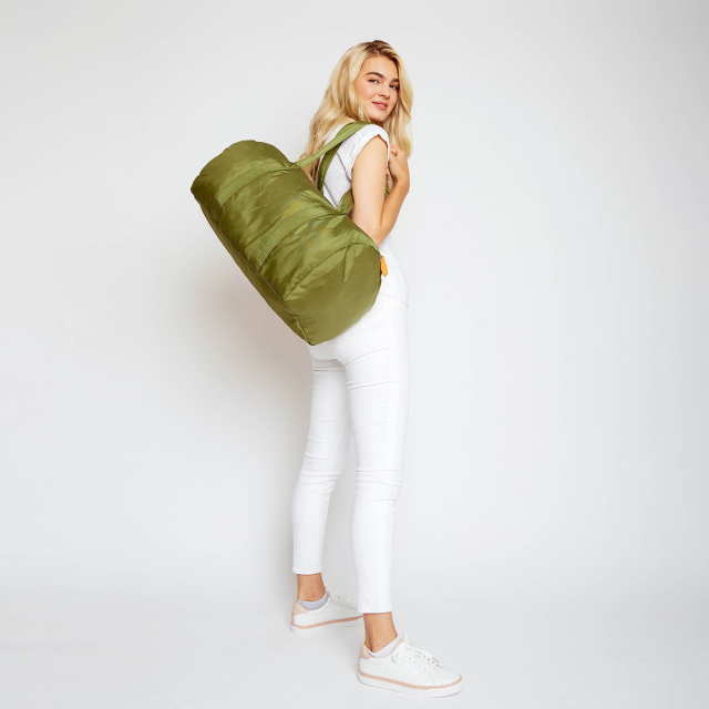 Nylon Duffel Bag All Season Sports Bag Water Resistant