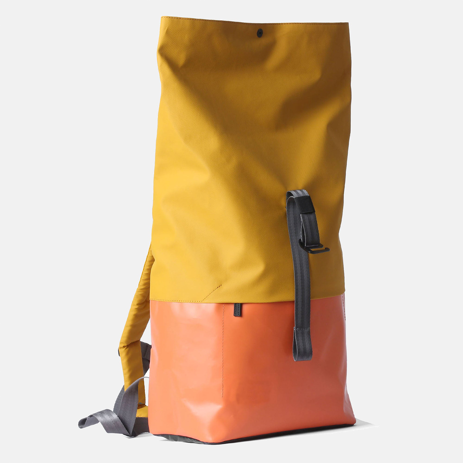 Modern Design Eye Catcher Cycling Exploring Backpack Recycled PET Waterproof Bag Adjustable Chest Strap