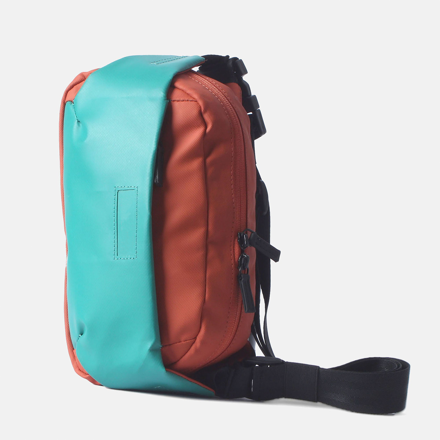 Trendy Hip Bag Custom Logo City Adventures Shoulder Bag Hiking Chest Bag Fashion Contrast Color Sling Bag