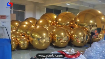 Gold shiny balls