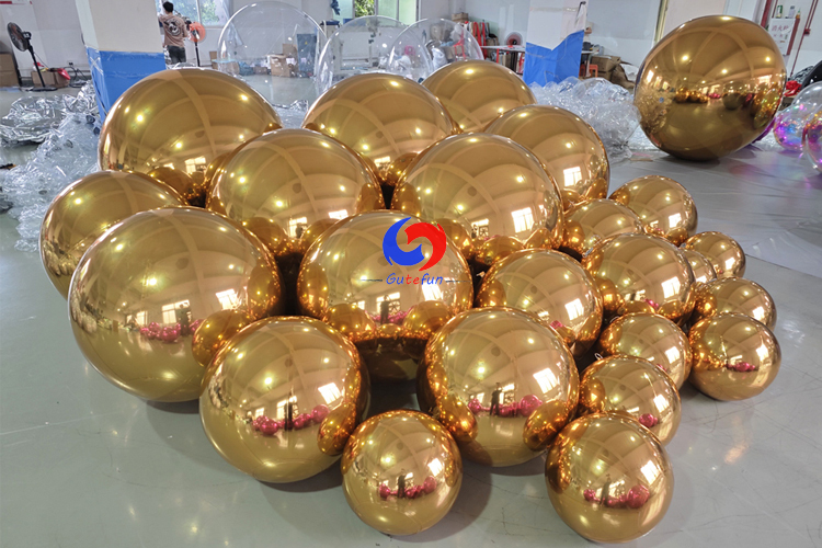 Gold shiny balls