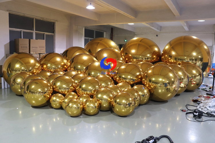 Gold shiny balls