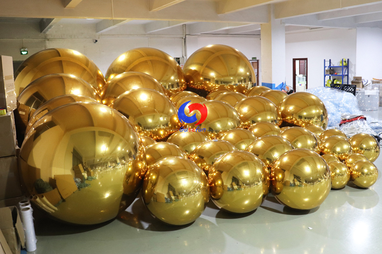 Gold shiny balls