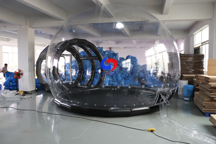 Giant bubble dome