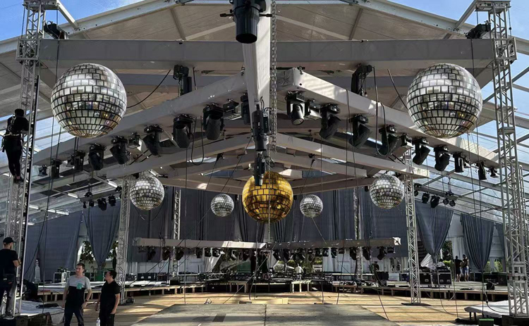 Disco shiny balls