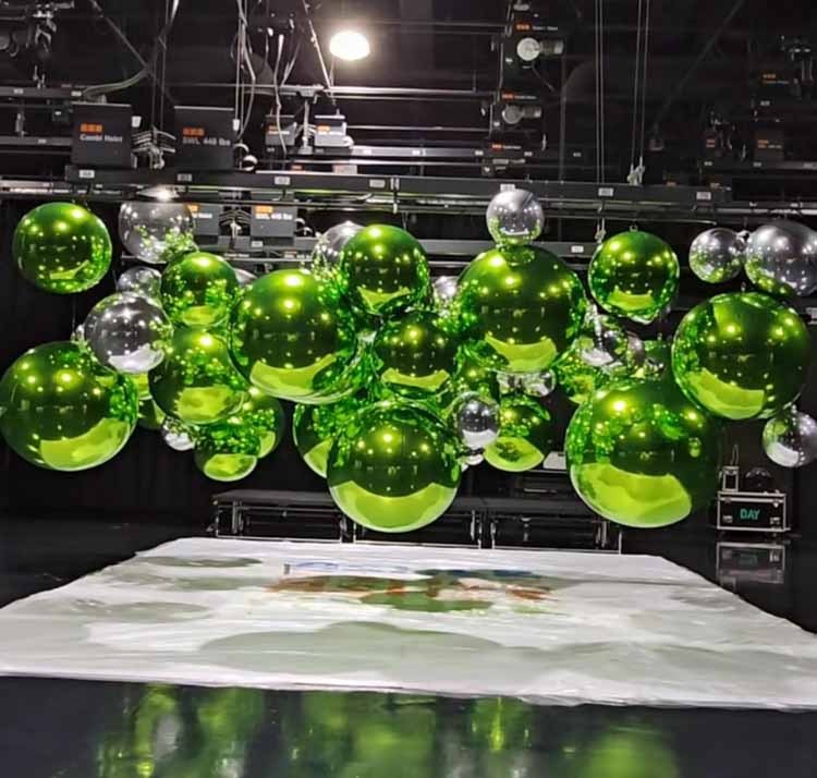 Green Big Shiny Mirror Orbs Giant Green Shiny Balls / Inflatable Balloons for Weddings,Galas,Awards Shows,Birthday Parties Decorations
