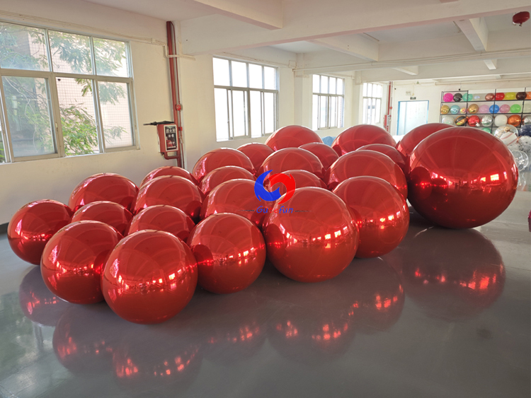 24Pcs red shiny balls