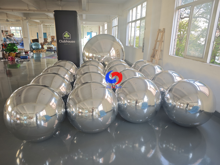 17Pcs silver shiny balls