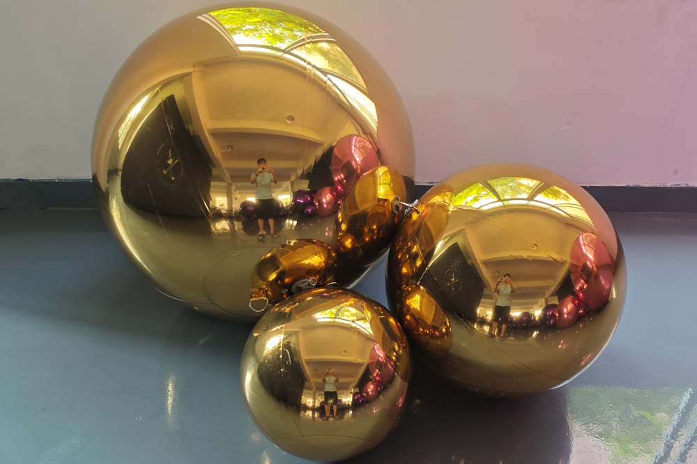 3pcs gold shiny balls
