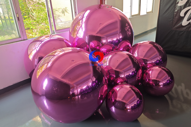 7Pcs pink shiny balls