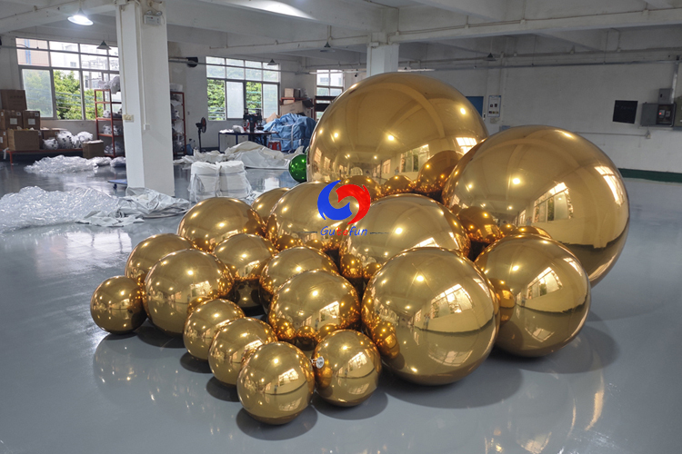 18pcs gold shiny balls