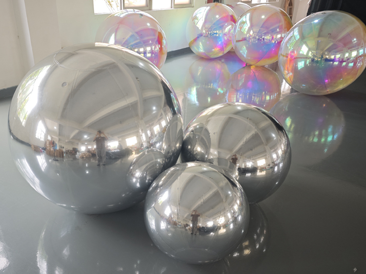 High-reflective multi-size inflatable mirror ball set