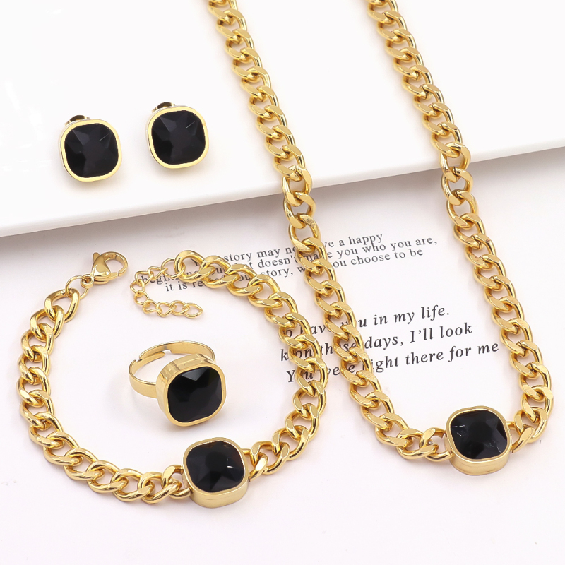 Wholesale Fashion White Black  Red Zircon  4Pcs Set Stainless Steel Cuban Link Chain Rhinestone Women Jewelry Sets