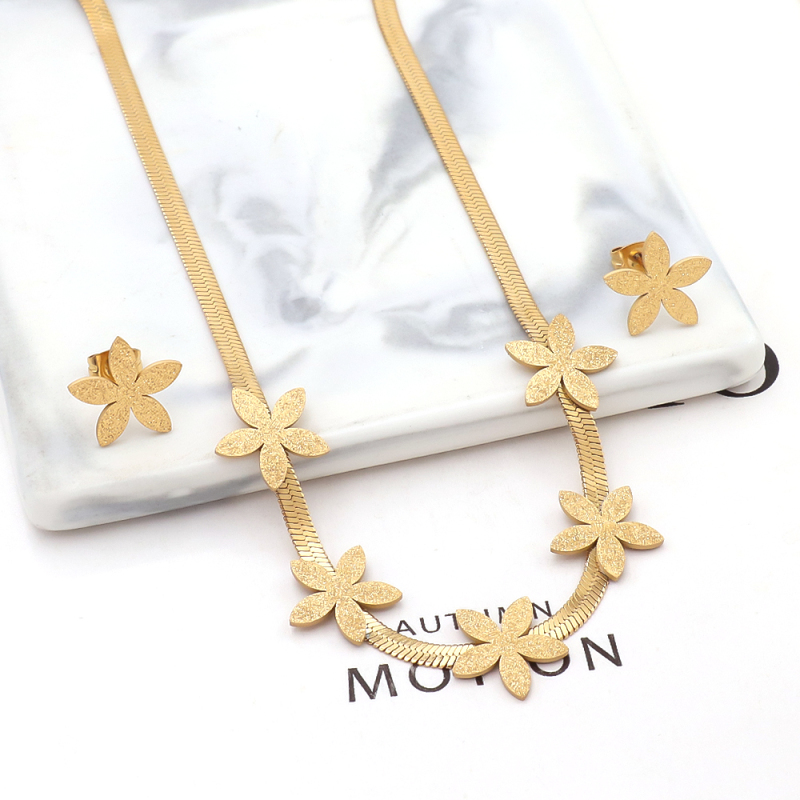 Dubai Bride 18k Gold Plated Stainless Steel Wedding Flower Custom Fashion Snake Chain Necklace Earring Jewelry Set