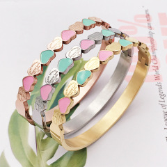 5mm Width Three-color heart-shaped bracelet with 18K gold-plated titanium steel, college-style women's wristband, stainless steel accessory