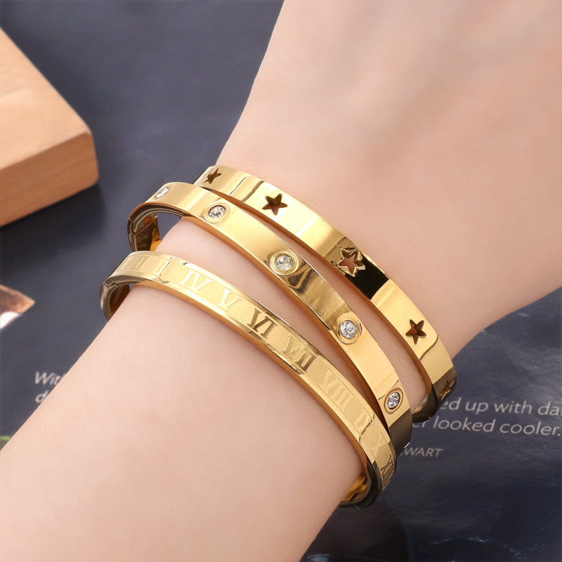 3pcs  Luxury Stainless Steel 18K Gold Plated Bracelet Waterproof Design Roman Numeral Inlaid Zirconia Bangle Gift