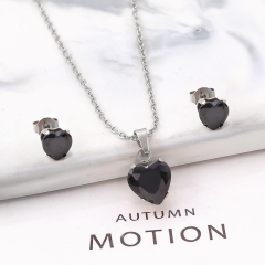 Dubai Bride 18k Gold Plated Stainless Steel Wedding Heart Round Zircon Custom Fashion Necklace Jewelry Set